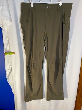 EMS Eastern Mountain Sports Men's Compass 4 Point Pant Size 38x30 NWOT